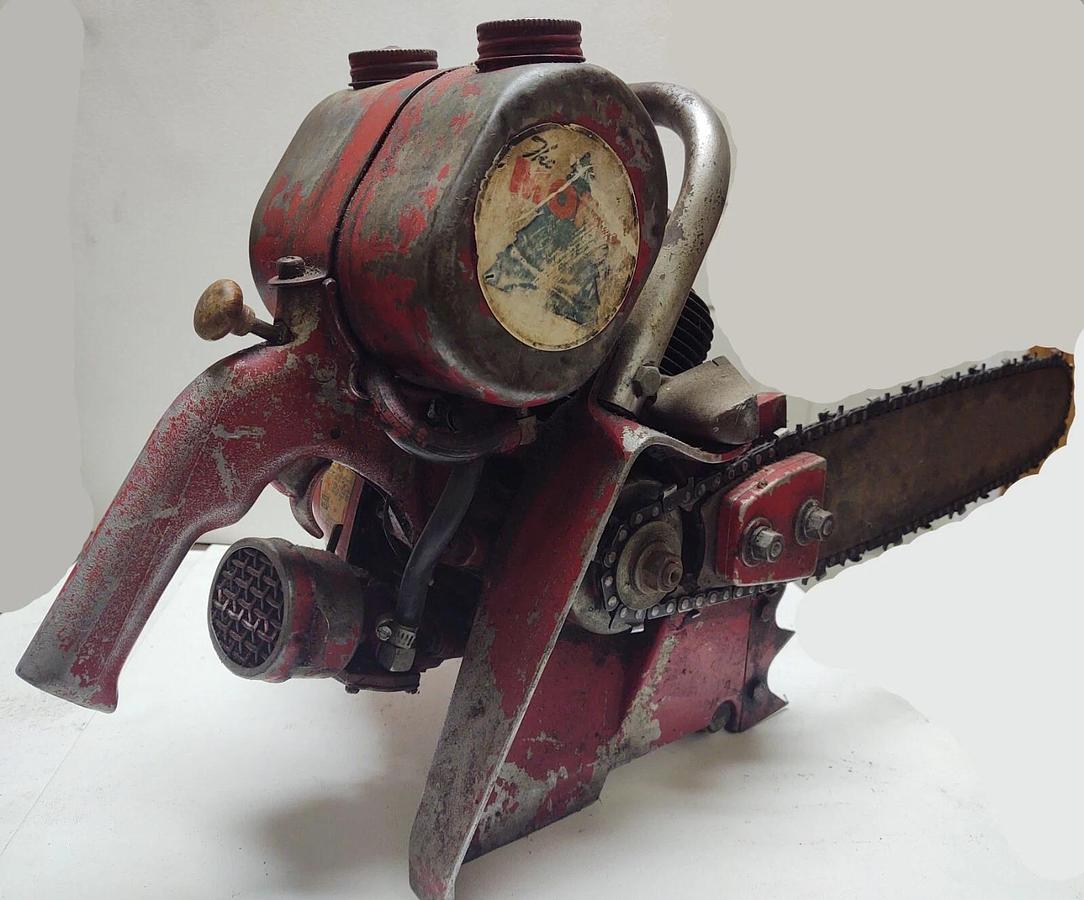 Used VINTAGE 1950's MONO LINE LOGGING CHAINSAW-- MAN CAVE- WILL FIRE- RESTORE PROJECT