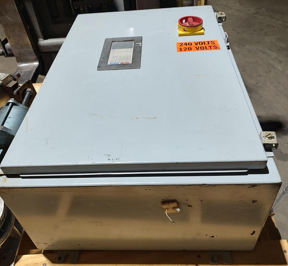 Used YASKAWA ELECTRIC IDM G5 CIMR-G5U47P5 AV Drive JVOP-130U Control Panel Enclosure