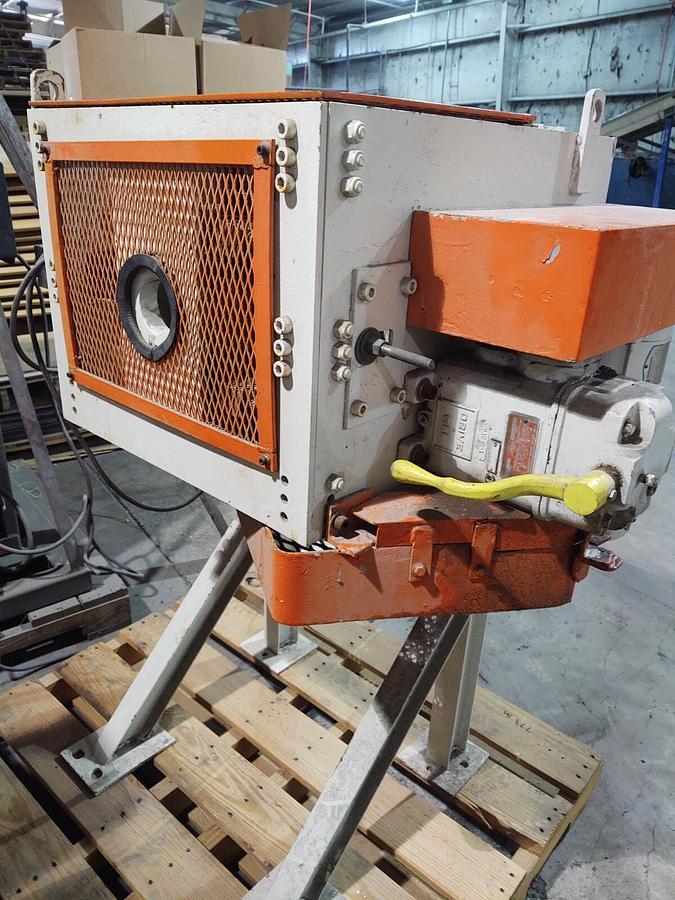 Used Extrusion Pinch Roller Pipe Puller 2Hp DC Motor Drive Transmission ø3" Material