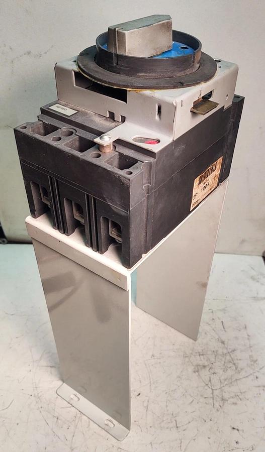 Used Mitsubishi MJII Molding Machine 100 Amp On Off Switch GE TED134100WL With Stand
