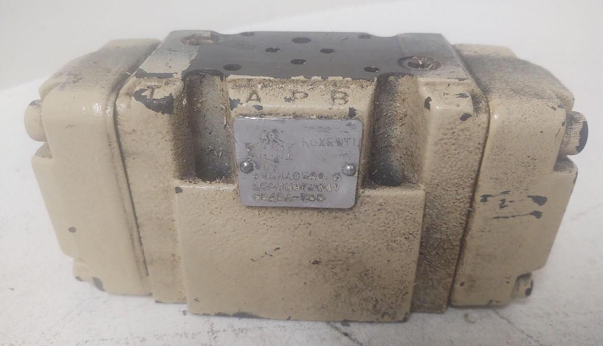 Used 🔥Rexroth 4WEH10E40/6AG24N9ETK4V S043A-788 Hydraulic Directional Control Valve