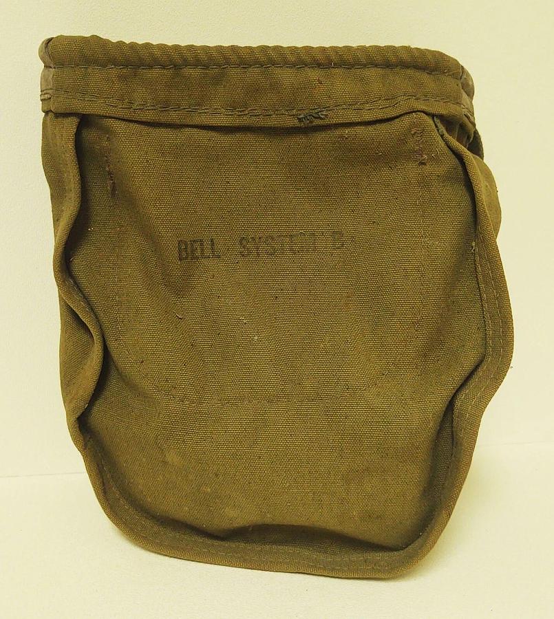 Used Lineman Bell System - Buckingham Body Belt - With Canvas Tool/Parts Bag Right 24