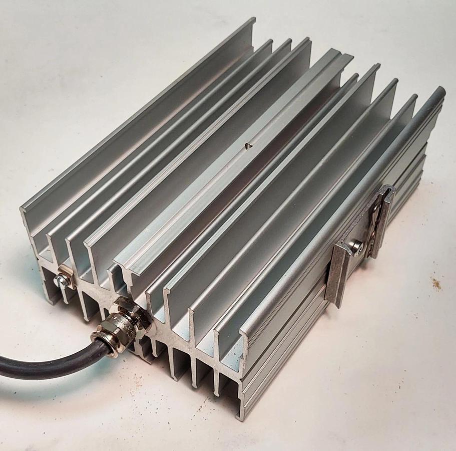 STEGO 02011.0-01 / 02011001 HEATER 100 WATT EXPLOSION PROOF (NEW IN BOX)