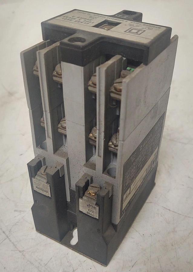 Used 🔥(2 PCS Lot) Square D Class 8501 Control Relay, Form FP Series A, 24V Coil