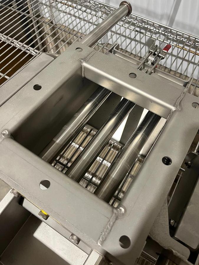 Industrial Magnet Hopper 6"x6" EZ Clean IMH0606RIEZE427 Grate Separator