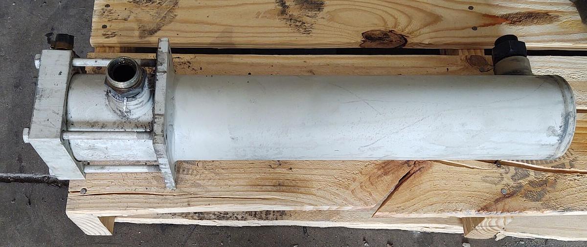 Used KME SCHMOLE WT-LOK 8-01.23-2 SHELL & TUBE HEAT EXCHANGER OIL COOLER ARBURG 320K