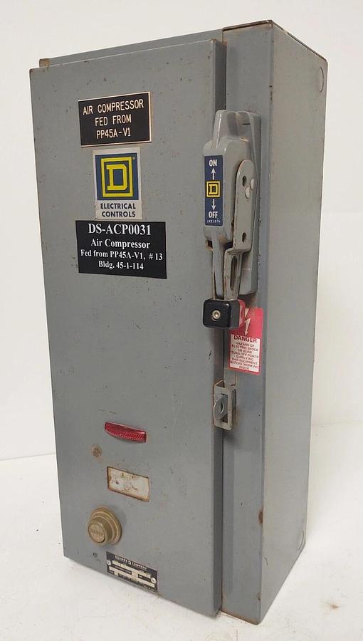 Used 🔥 SQUARE D SIZE 1 COMBINATION MOTOR STARTER 30 AMP 600V 220V COIL NEMA SIZE 1