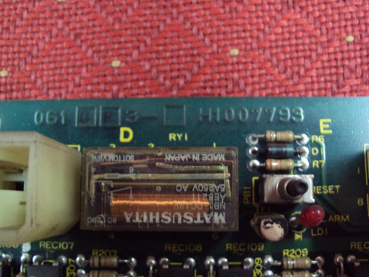 Used Toshiba PC Circuit Board 0610F3 H1007793
