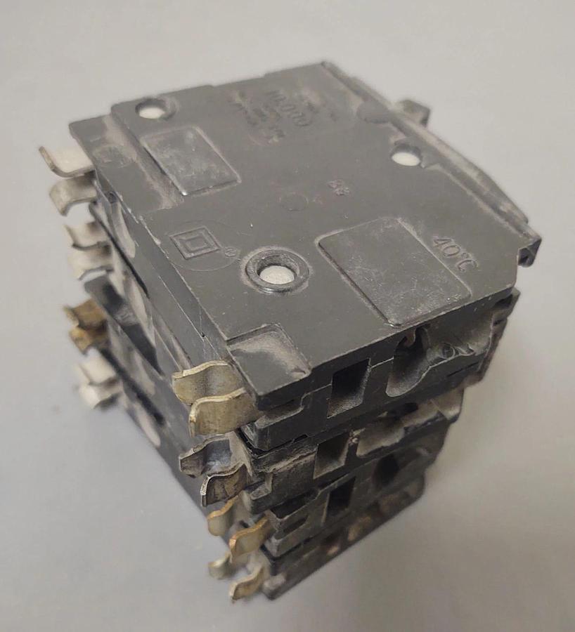 Used 🔥(LOT 4) SQUARE D (3) Single Pole 20 AMP Type QO Circuit Breaker (1) 15A