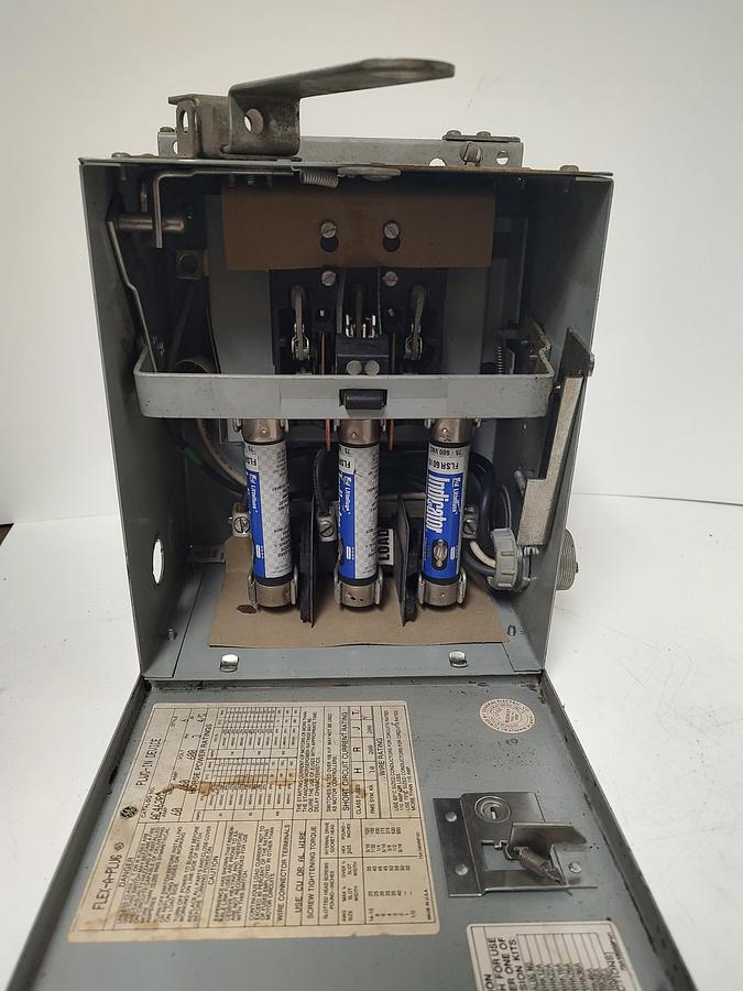 Used GENERAL ELECTRIC GE AC AC462RG, 60 AMP, 480V BUS PLUG