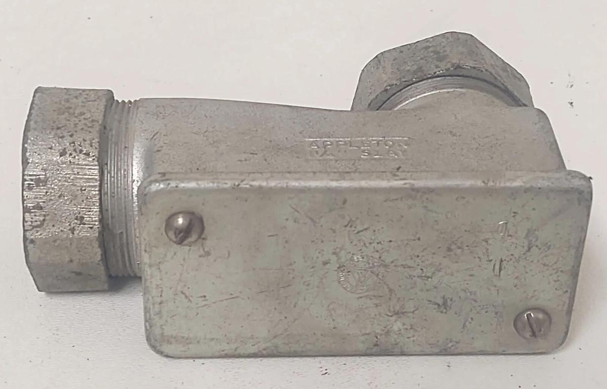 🔥 Crouse Appleton SLAY  1-1/4" 90° Service Entrance Elbow W/ Cover Conduit