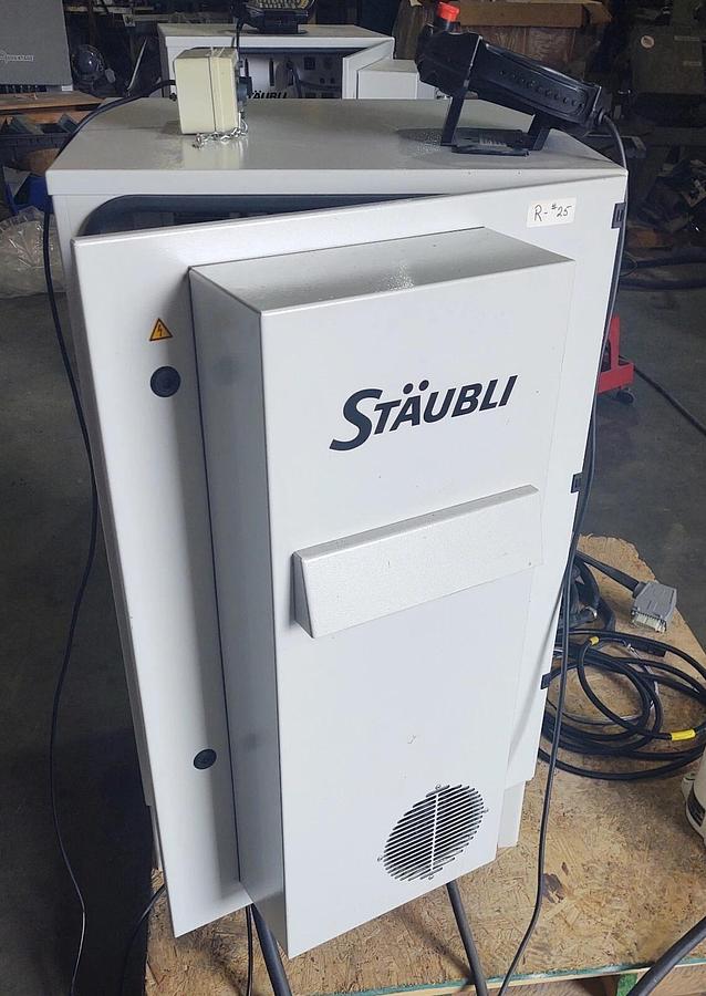 Used 🔥 Complete Working STAUBLI TX40 Robot 6 Axis, CS8C Controller, Euromap 67, 480V