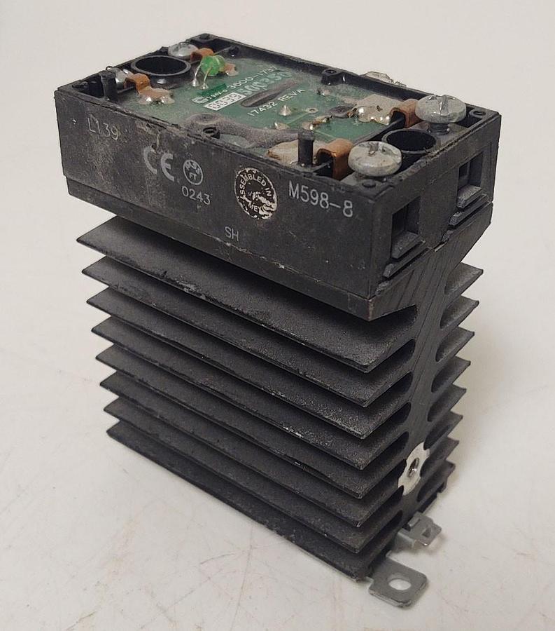 Used 🔥 Crydom 45A Solid State Relay