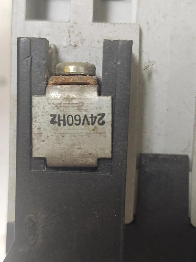 Used 🔥Square D Class 8501 Type X Industrial Control Relay, Coil Rating 24V/60