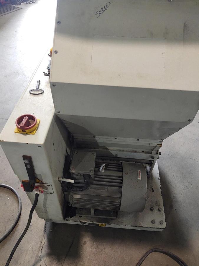 Used Auto Grind Model LSG-817NH Granulator for Plastics 460V 3 Phase