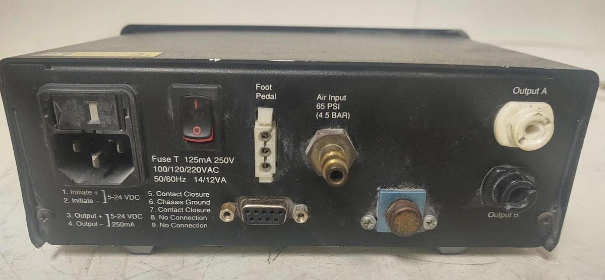 Used 🔥 EFD Nordson Company 7040 Spray Valve Mate Controller NO Bracket