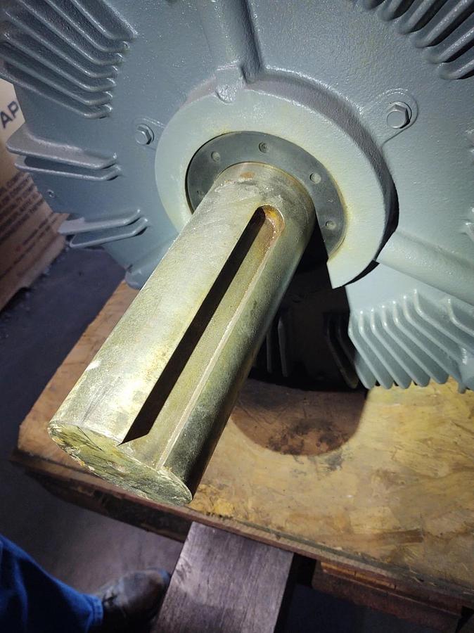 Refurbished REBUILT GENERAL ELECTRIC 200HP 1780RPM MOTOR 460V. 447T FRAME 5KGS447SAA2001F2RZ