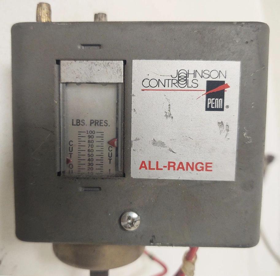 Used 🔥 Johnson Controls P70AB-2D Pressure Control 7558000 Pressure Switch