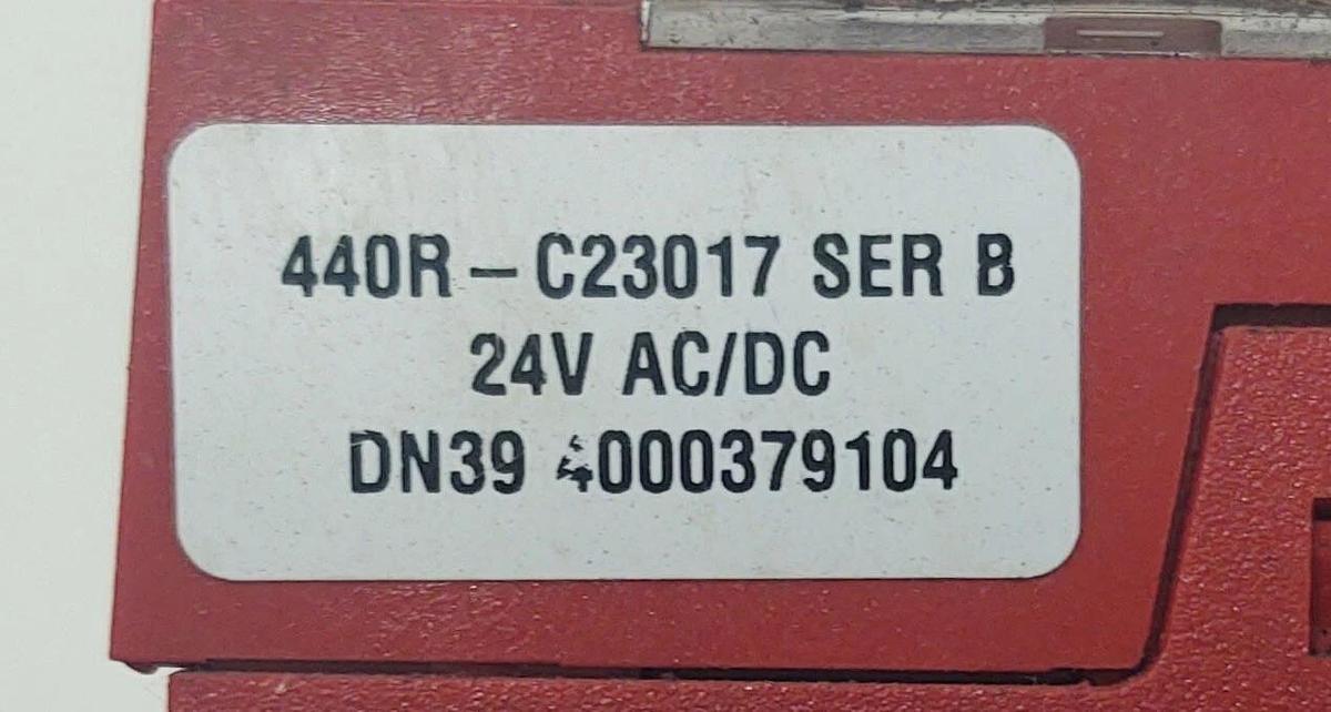 Used 🔥 Allen-Bradley Guardmaster Safety Relay - 440R-C23017 - Series B