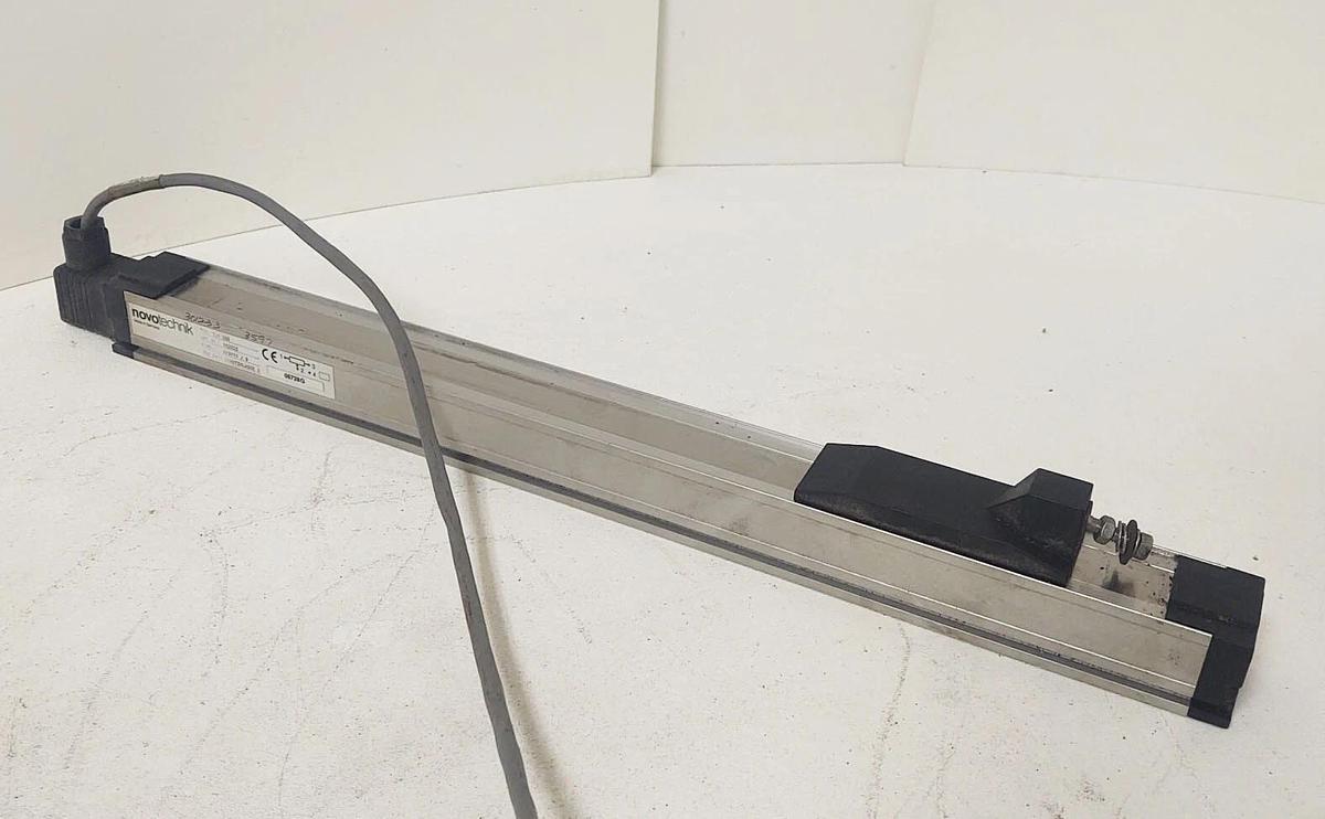 Used 🔥Novotechnik TLH300 Position Transducer Sensor 06728G 023711/B
