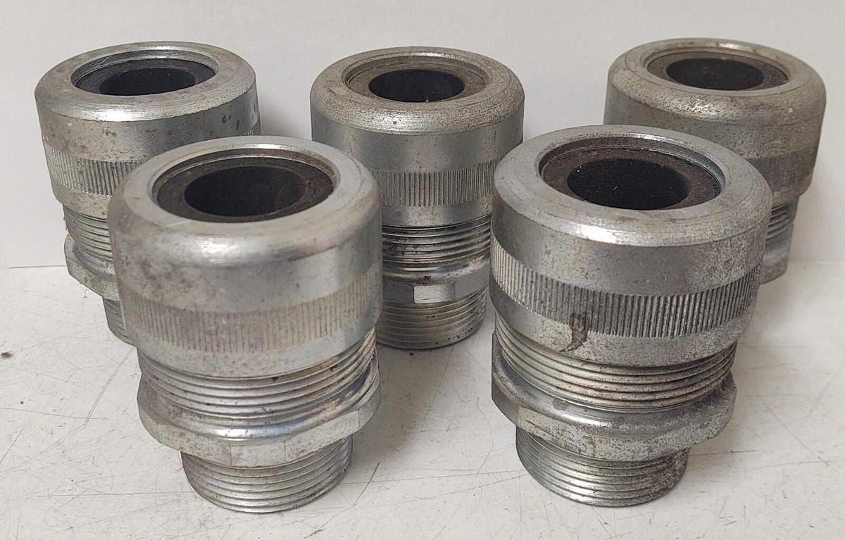 🔥 (5 PCS) Cooper, Crouse-Hinds, Cable Cord Grip, 1" Gland, 1-1/4 Male Thread