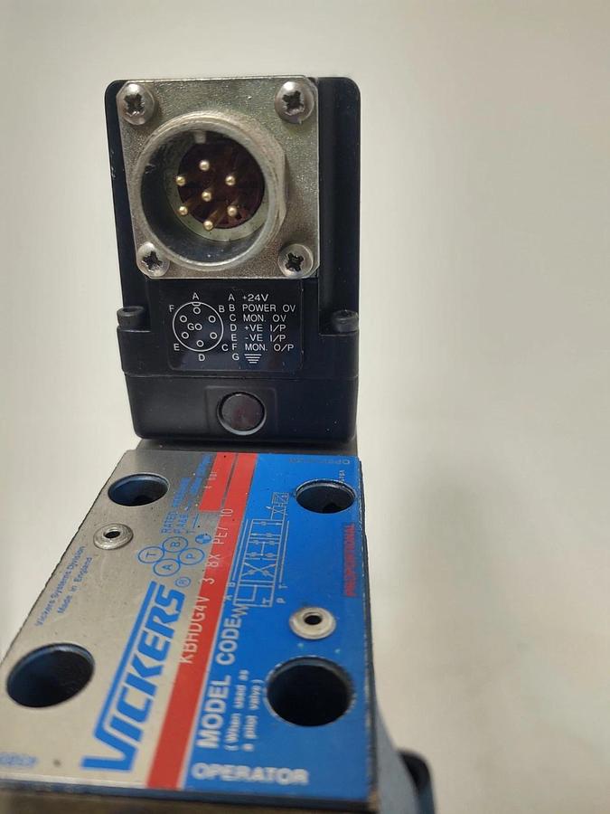 Refurbished 🔥Refurbished Vickers - Proportional Valve - KBHDG5V 8 2C375N