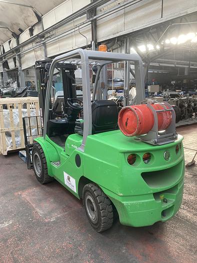 Used CESAB LPG forklift M335 M335