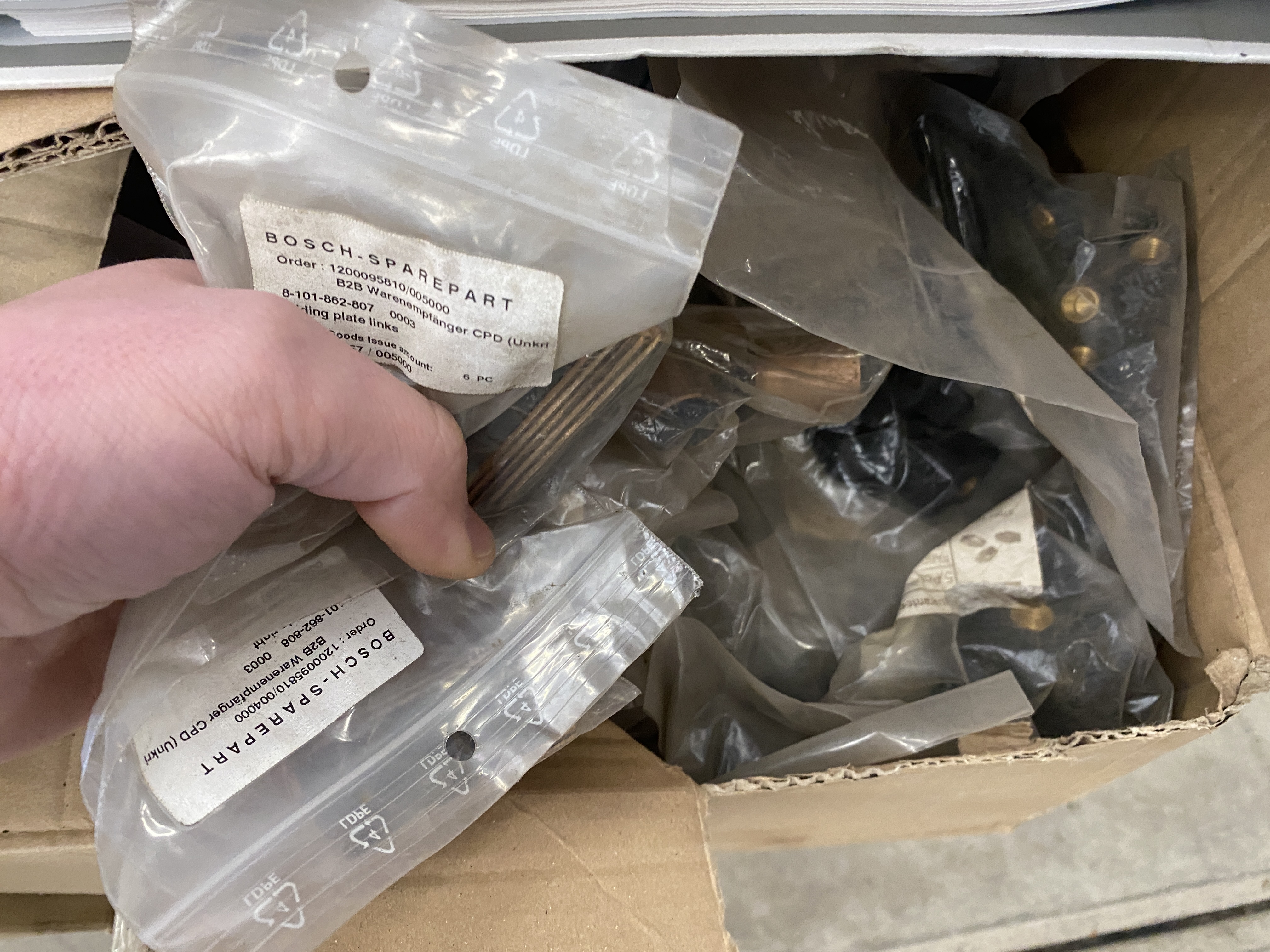 Refurbished 2012 Bosch vertical bagger SVE 3615 LS