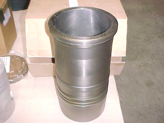 CYLINDER LINERS MWM TBD(D)601 / 602 NEW !!