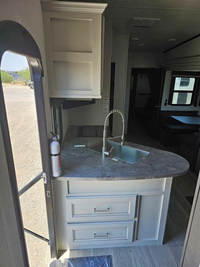2025 Keystone RV Cougar Half-Ton 32BHS