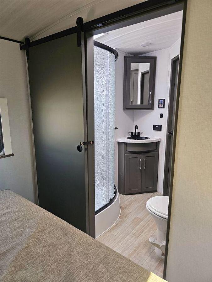 2026 Keystone RV BULLET PREMIUM 330BKQ