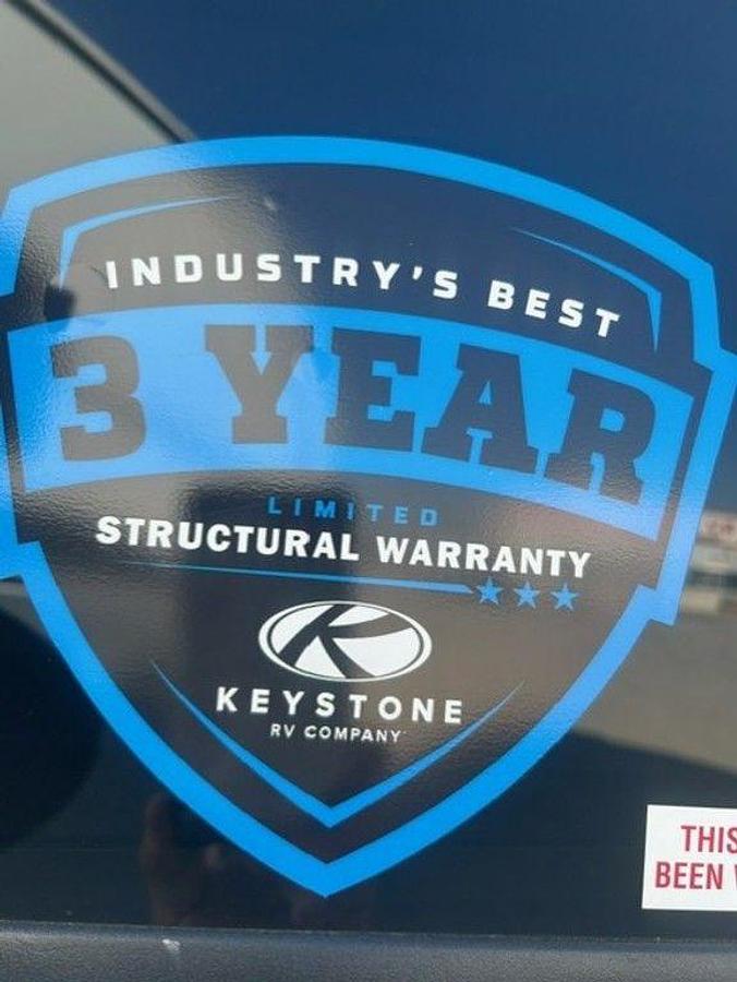 2025 Keystone RV Cougar Half-Ton 22RBS