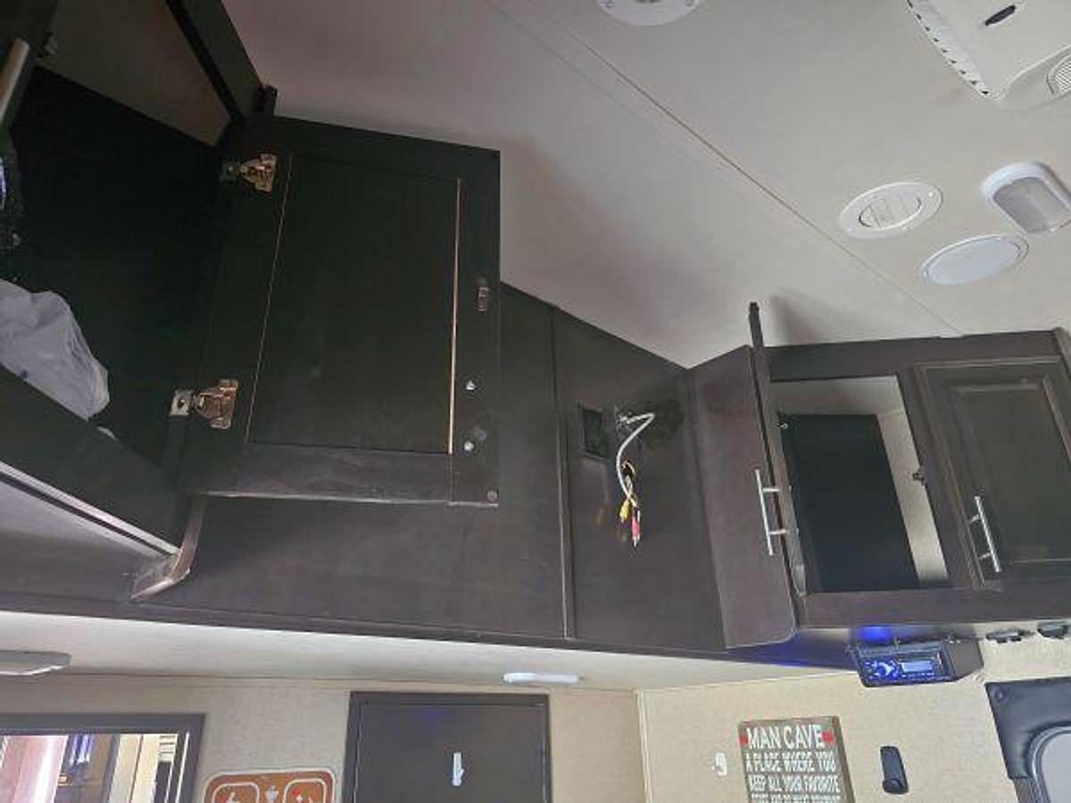 Used 2016 Jayco Seismic Wave 412W