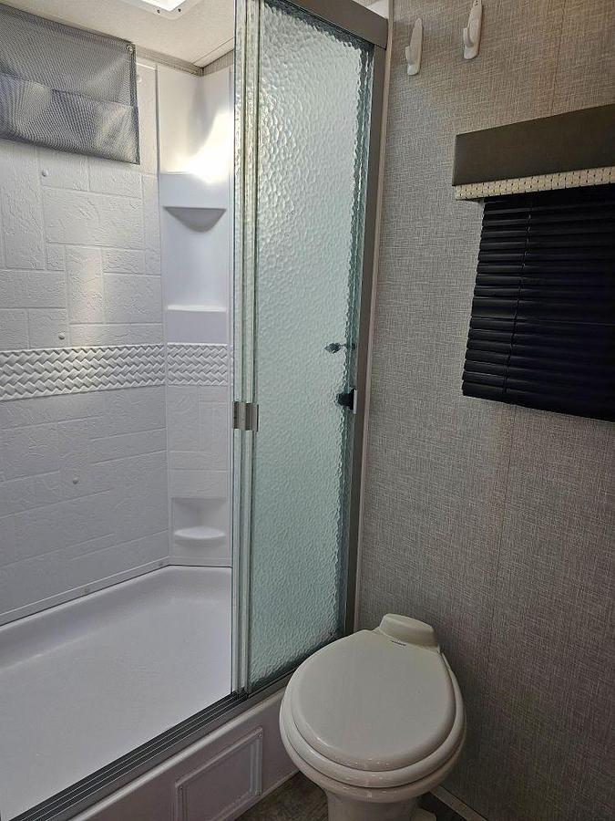 Used 2021 FOREST RIVER ROCKWOOD ULTRA LITE 2606WS