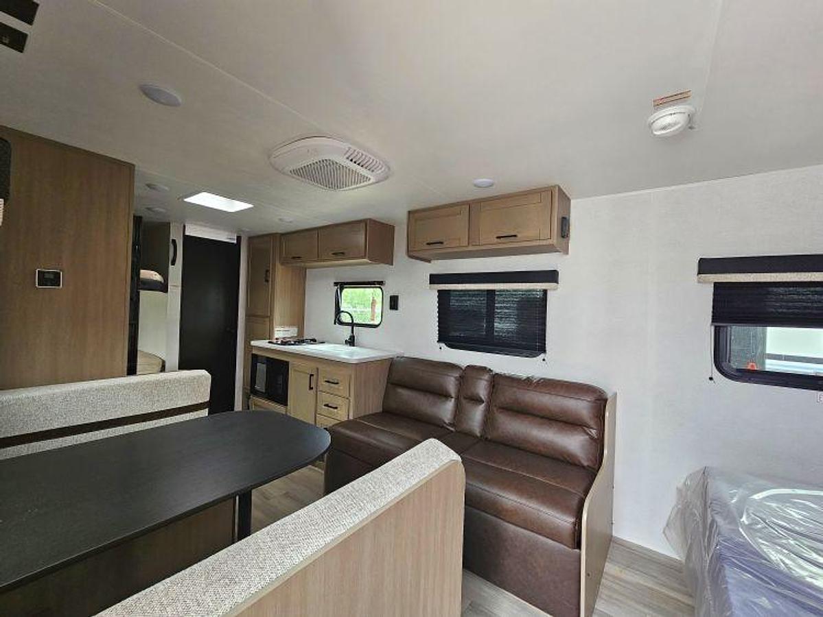 2027 HEARTLAND BY JAYCO PROWLER 2500BH