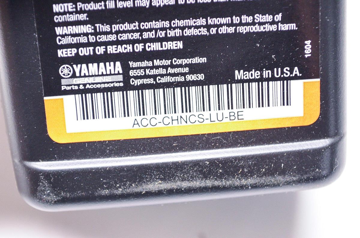 Yamalube Snowmobile Chain Case Lube 8.5Oz