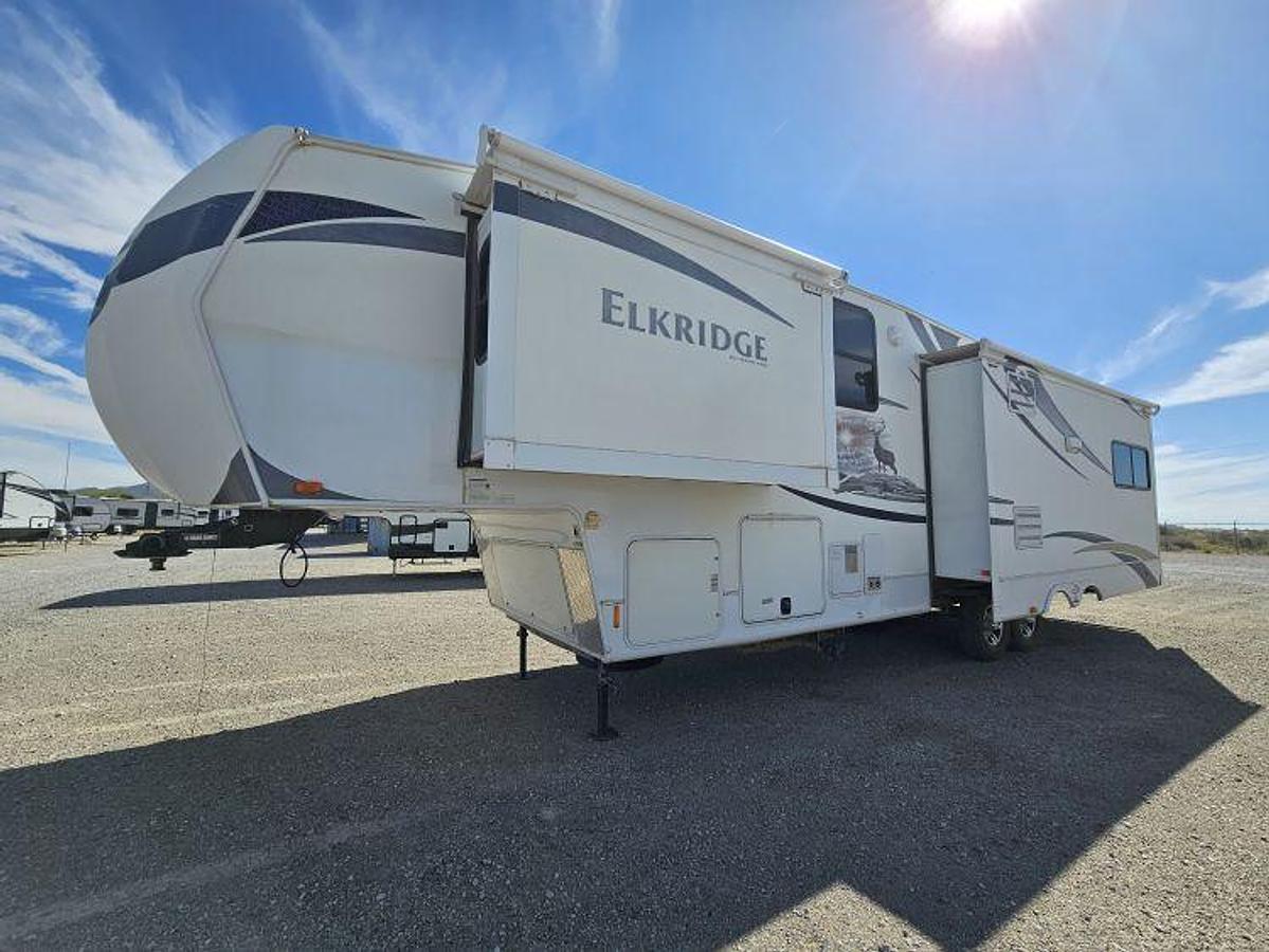 Used 2011 HEARTLAND ELKRIDGE 34TSRE