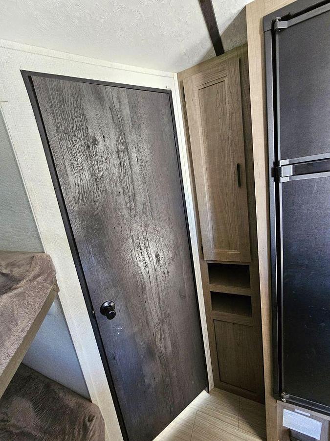 Used 2021 Keystone RV HIDEOUT 21BHWE