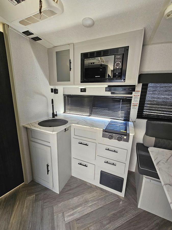 Used 2022 FOREST RIVER SALEM FSX 169RSK