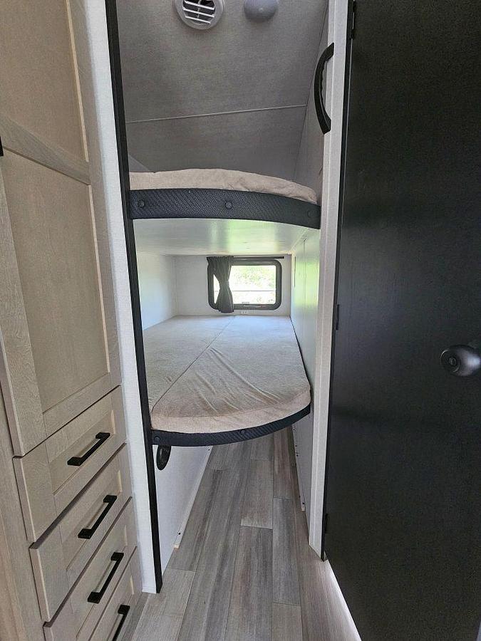 2027 HEARTLAND BY JAYCO PROWLER 2802BHS