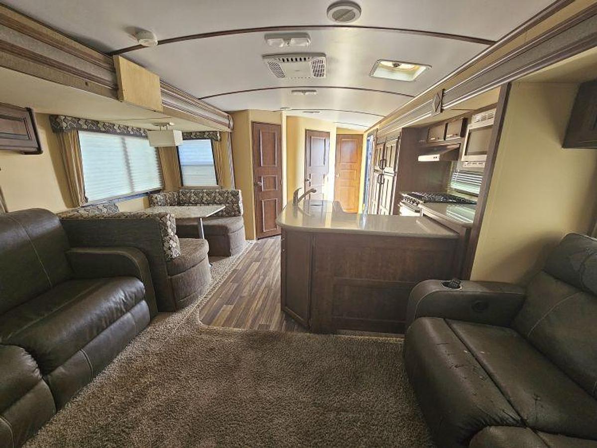 Used 2016 Keystone RV OUTBACK 326RL