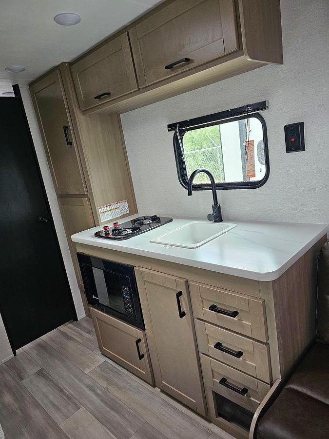 2027 HEARTLAND BY JAYCO PROWLER 2500BH