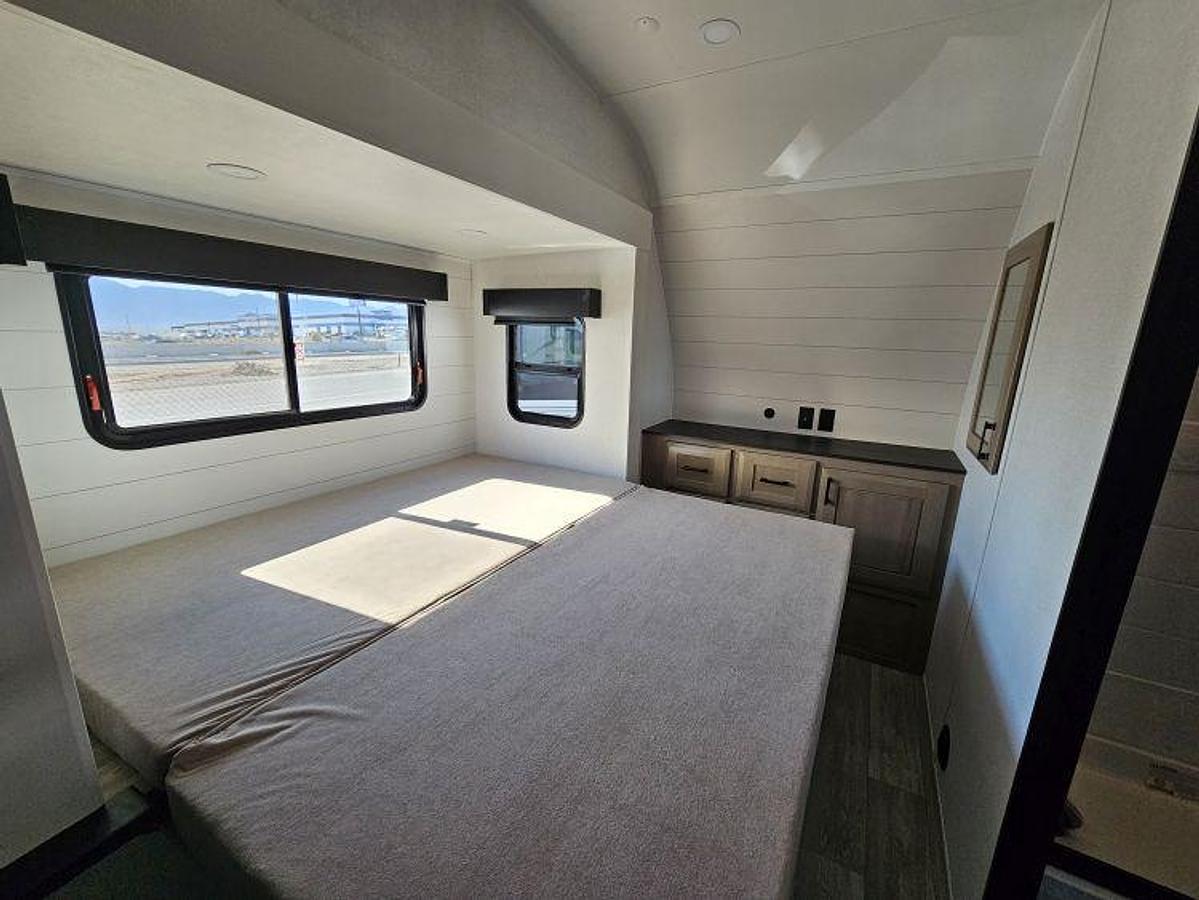 2027 HEARTLAND BY JAYCO CYCLONE 2214