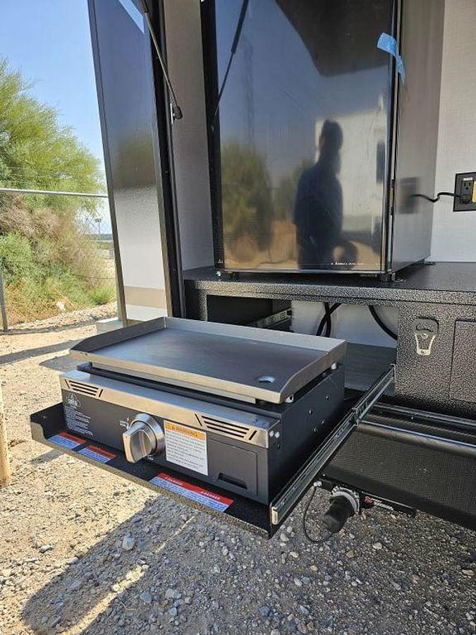 2026 Keystone RV BULLET 330BKQ