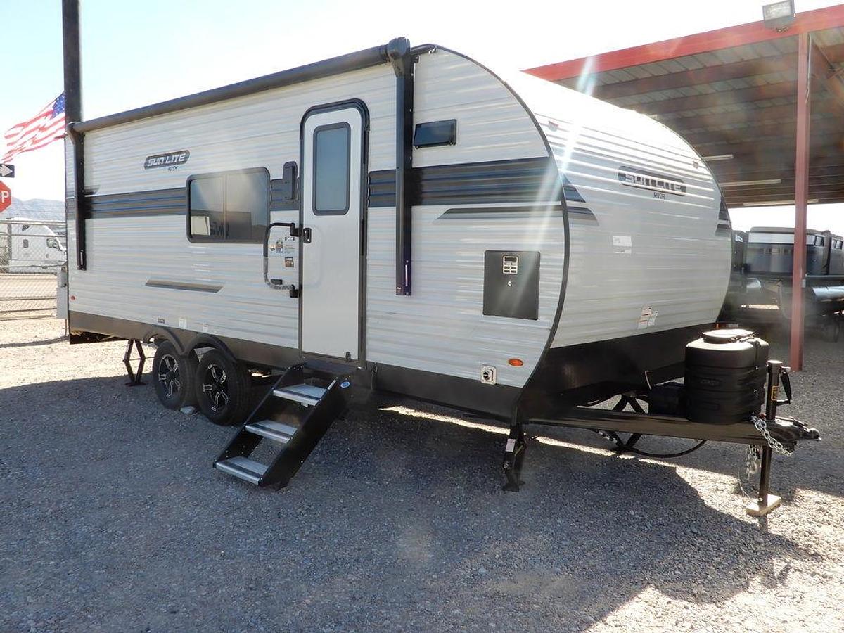 2024 Sunset Park RV Sun Lite 24TH