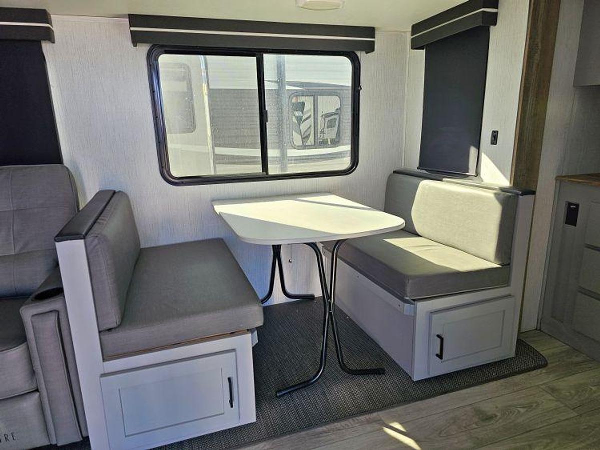 Used 2022 HEARTLAND NORTH TRAIL ULTRA LITE 26FKDS