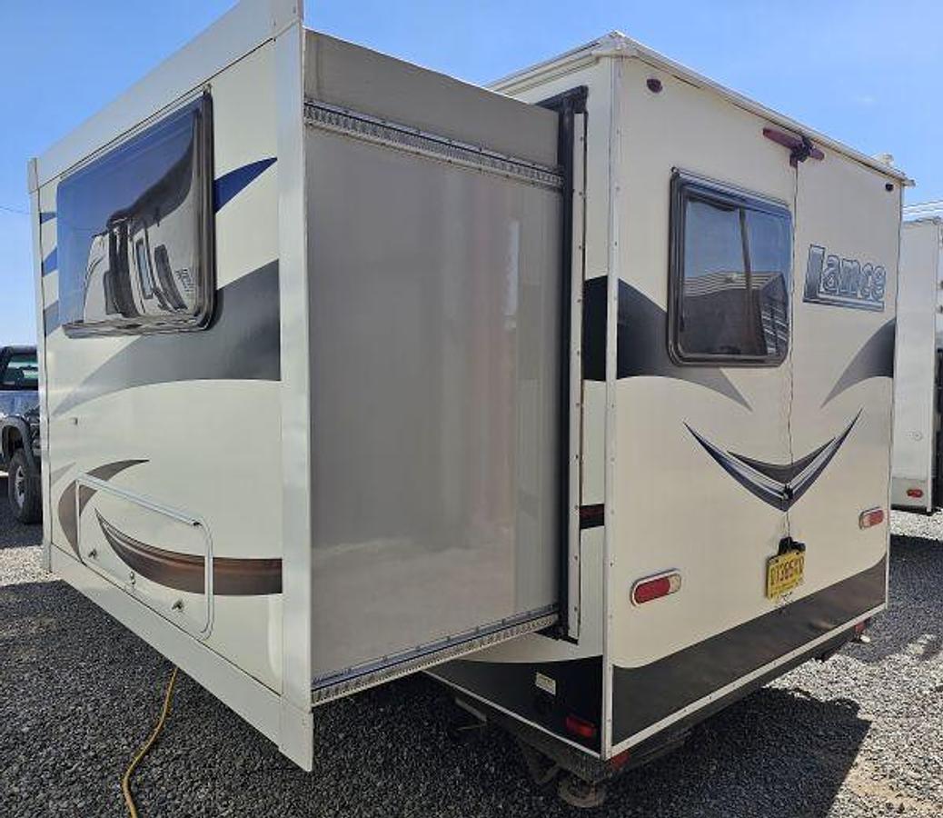 Used 2016 LANCE CAMPER LANCE TT 1575