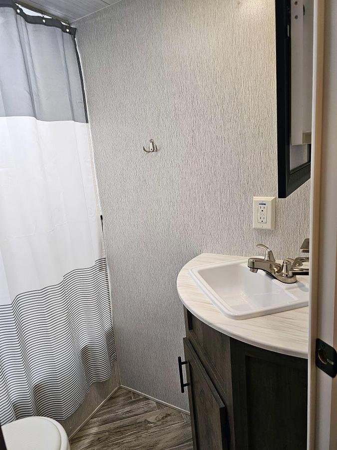 Used 2022 FOREST RIVER WILDWOOD X-LITE T178BHSK