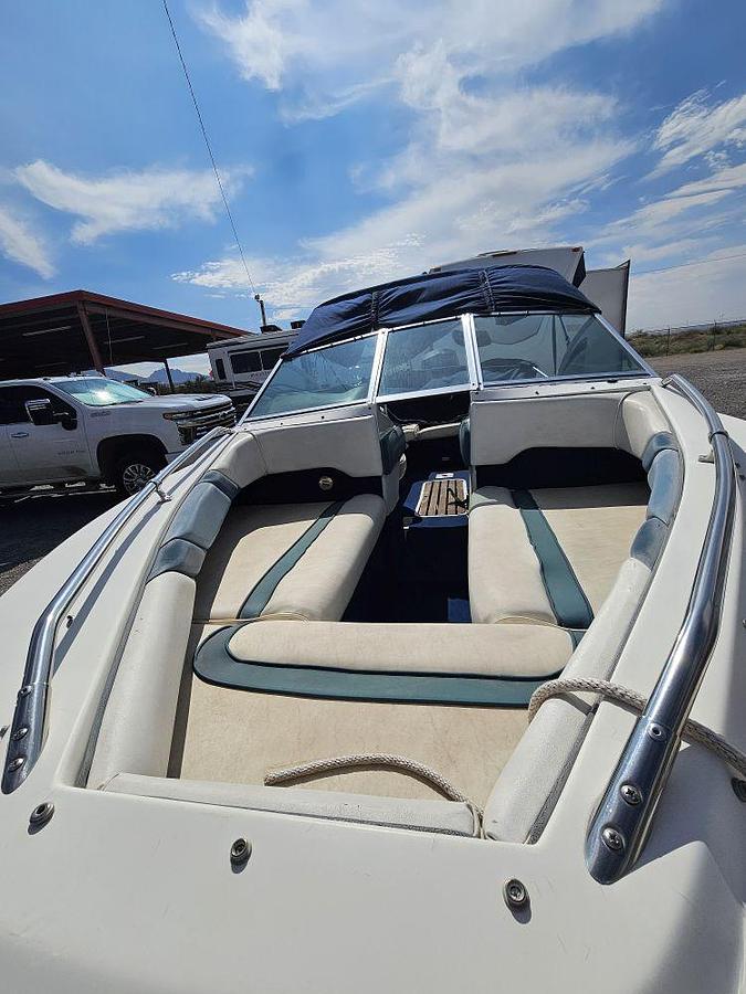 Used 1989 SEA RAY  180B