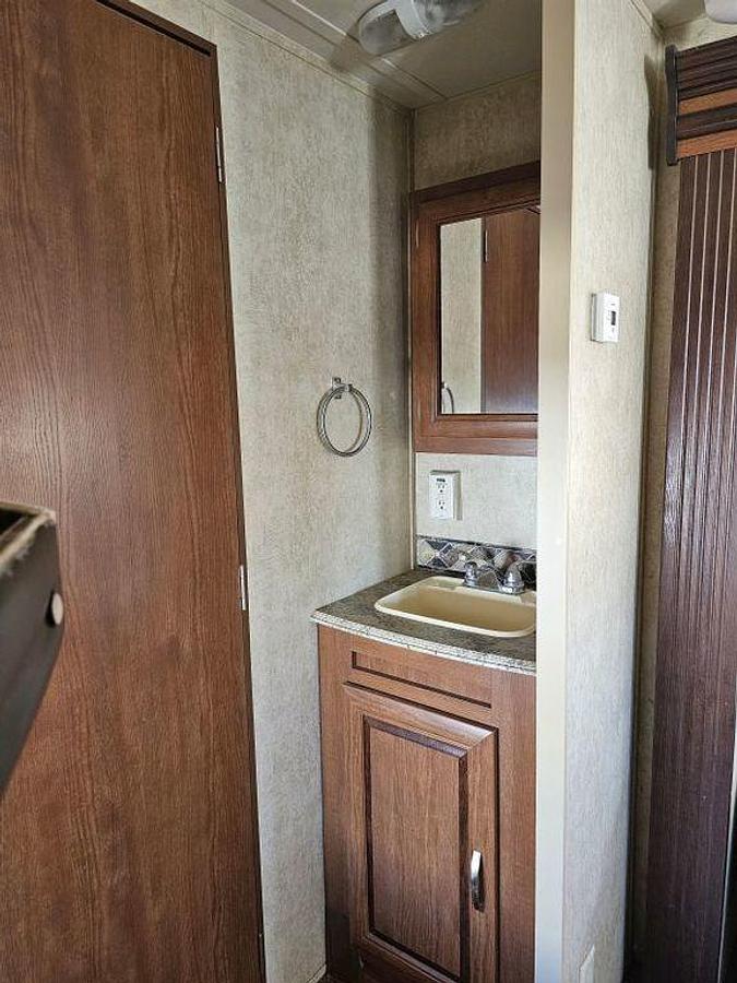 Used 2015 Forest River Wildwood 28DBUD